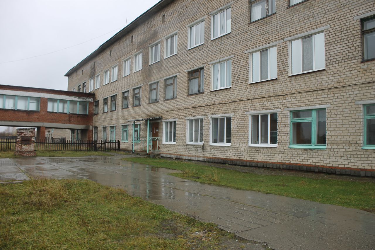 Серовская городская больница попросила у суда отсрочки в ремонте здания больницы в Восточном