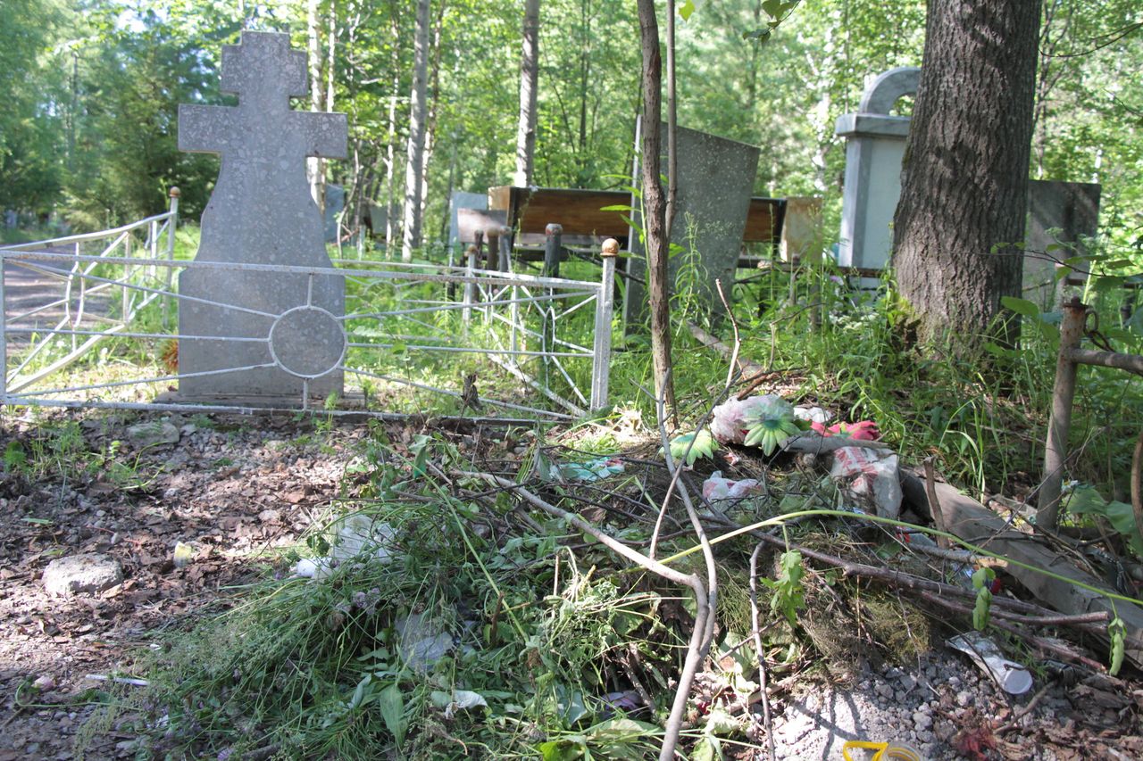 В Сосьве провели аукцион по уборке кладбищ от мусора