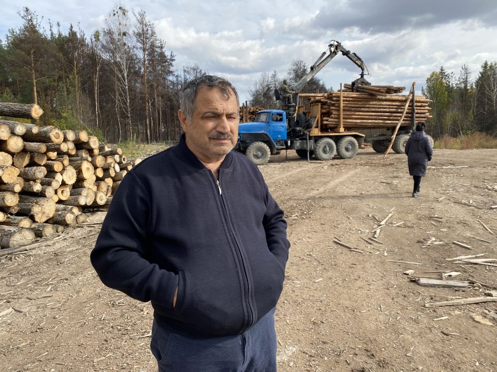 Восстанавливать лесопилку на месте пожарища Мамедовы не собираются. Фото: Анна Куприянова, "Глобус"