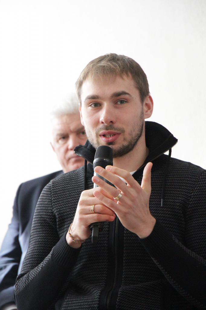 Антон Шипулин назвал участие в праймериз новым вызовом. Фото: Константин Бобылев, "Глобус".