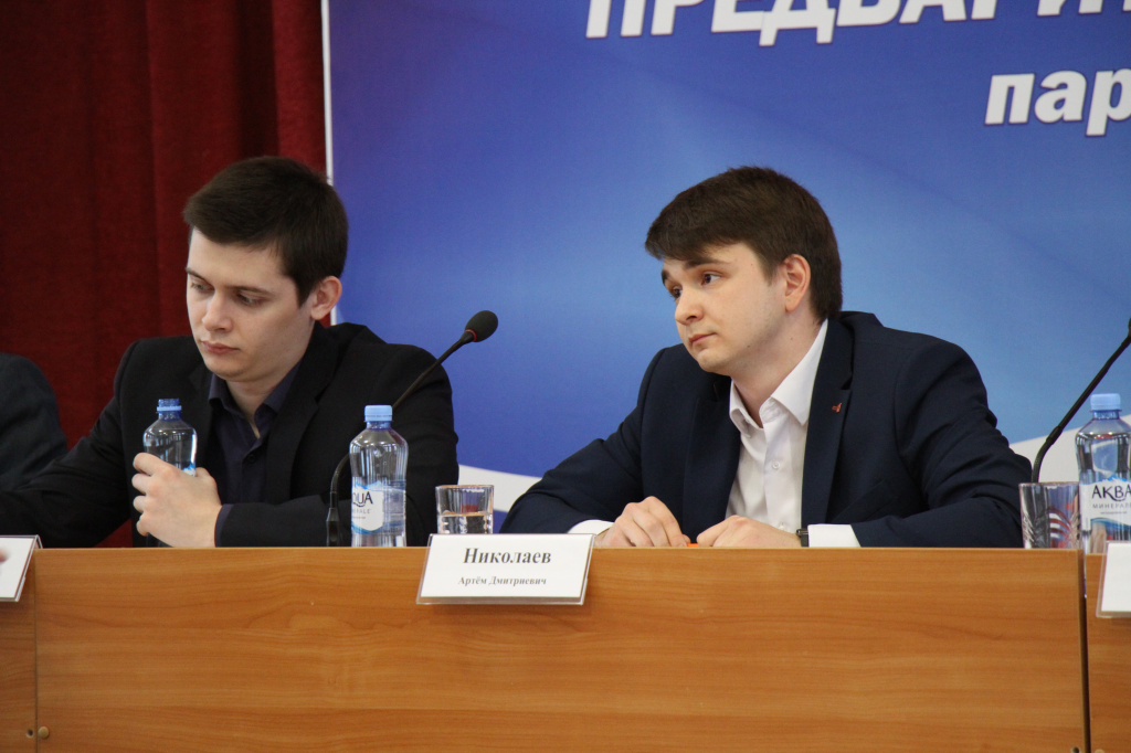 Станислав Масоров (слева) и Артем Николаев. Фото: Константин Бобылев, "Глобус".
