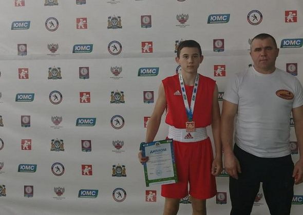 Юный боксер из Сосьвы завоевал бронзу на первенстве УрФО