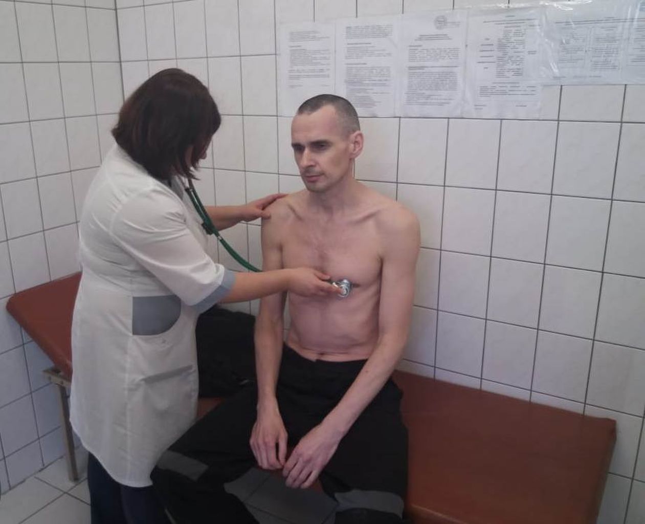 Олег Сенцов объяснил, почему прекращает голодовку