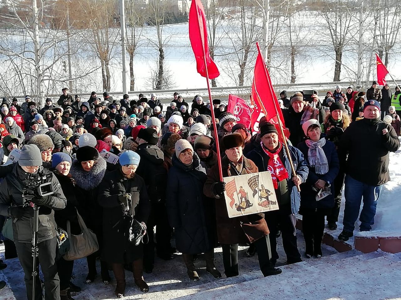 Митинг. Митинг в Нижнем Тагиле. Санкционированный митинг. Протесты в Нижнем Новгороде.