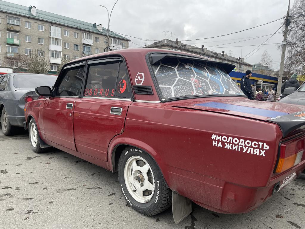 Автолюбителей приглашают поучаствовать в "Ретроавтомобильной выставке из 90-х" в Сосьве