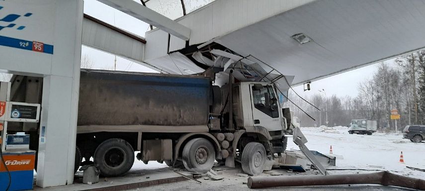 ГИБДД Серова и Сосьвы проверяет грузовики 