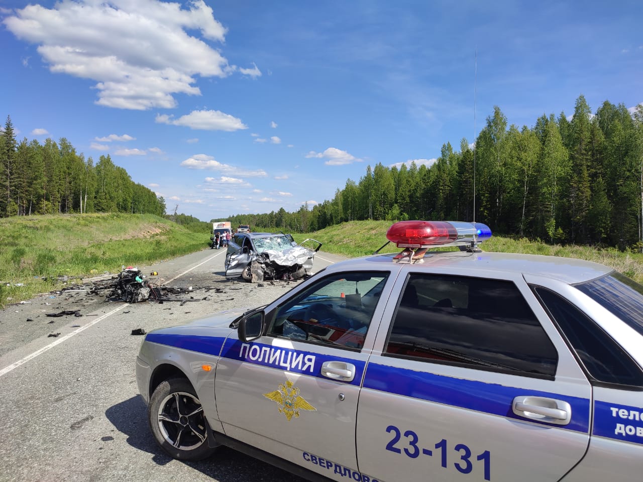 В ДТП на границе Свердловской области и ХМАО четверо погибли и пятеро пострадали