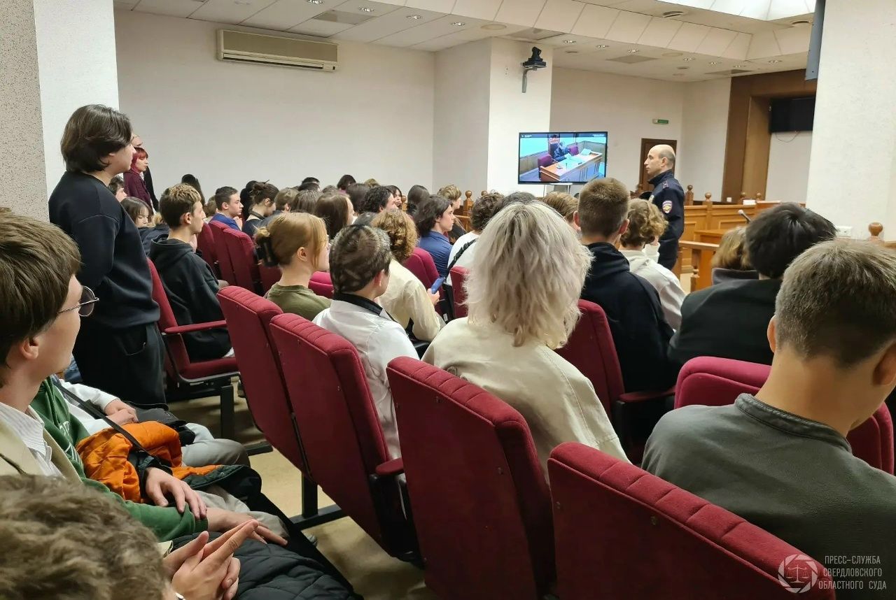 Суд отменил регистрацию списка «Яблока» на выборах в Заксобрание
