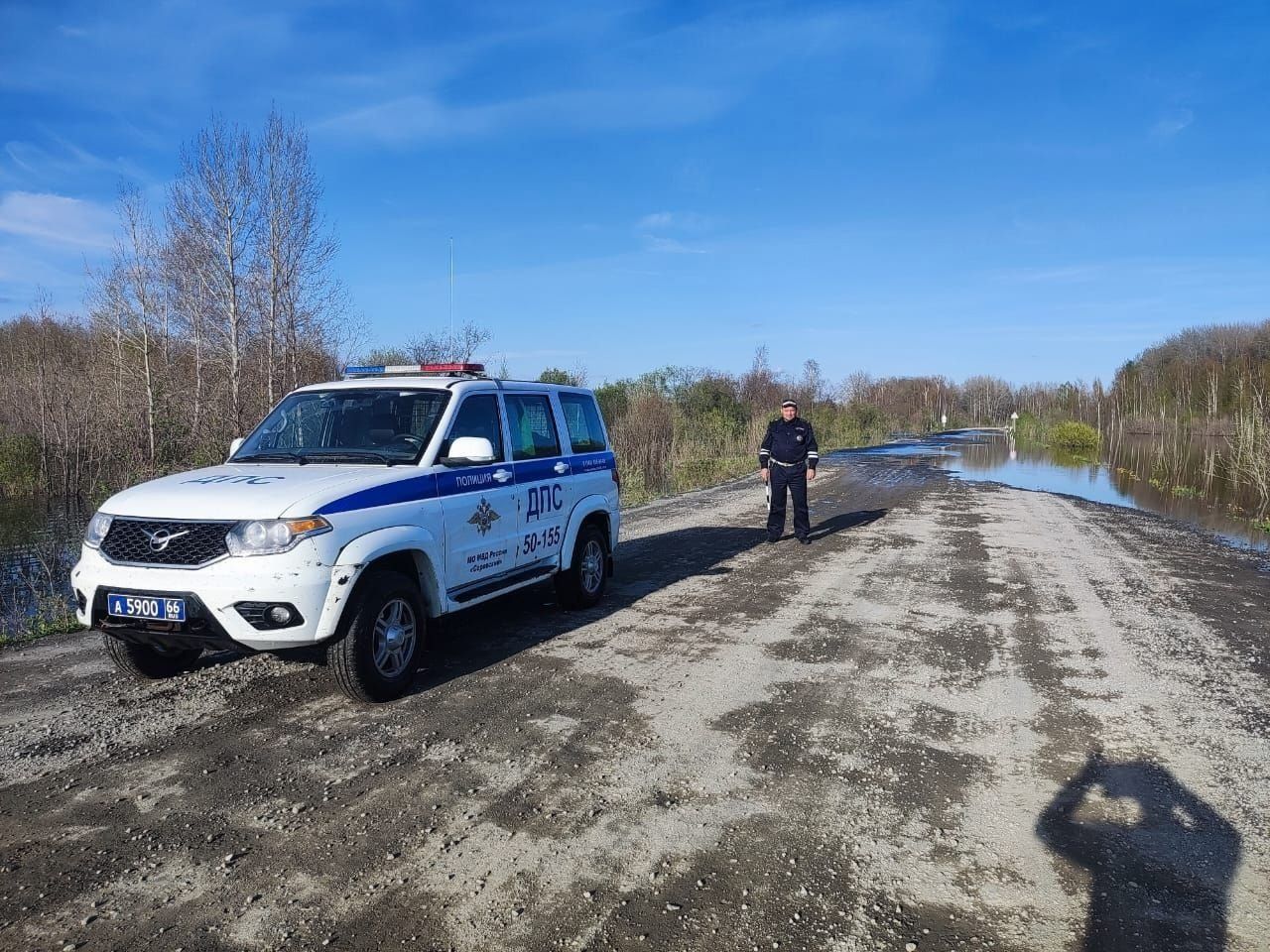 Между Сосьвой и Гарями подтопило дорогу