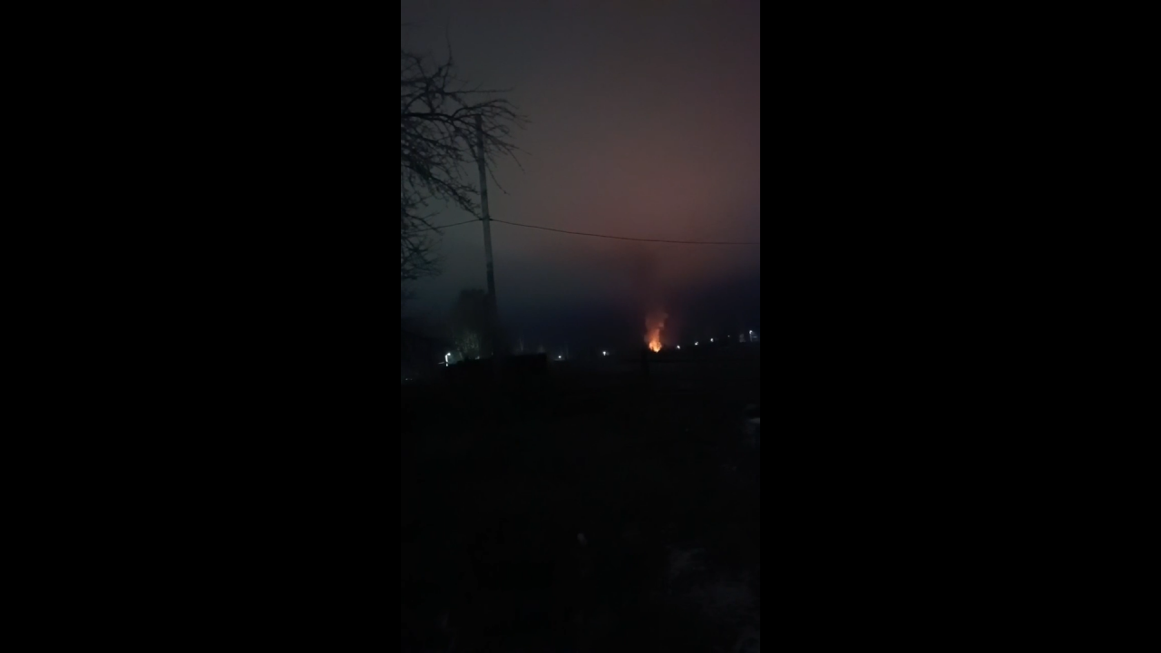 "Горит, кажется, Натиг Мамедалиев". В Сосьве загорелась лесопилка?