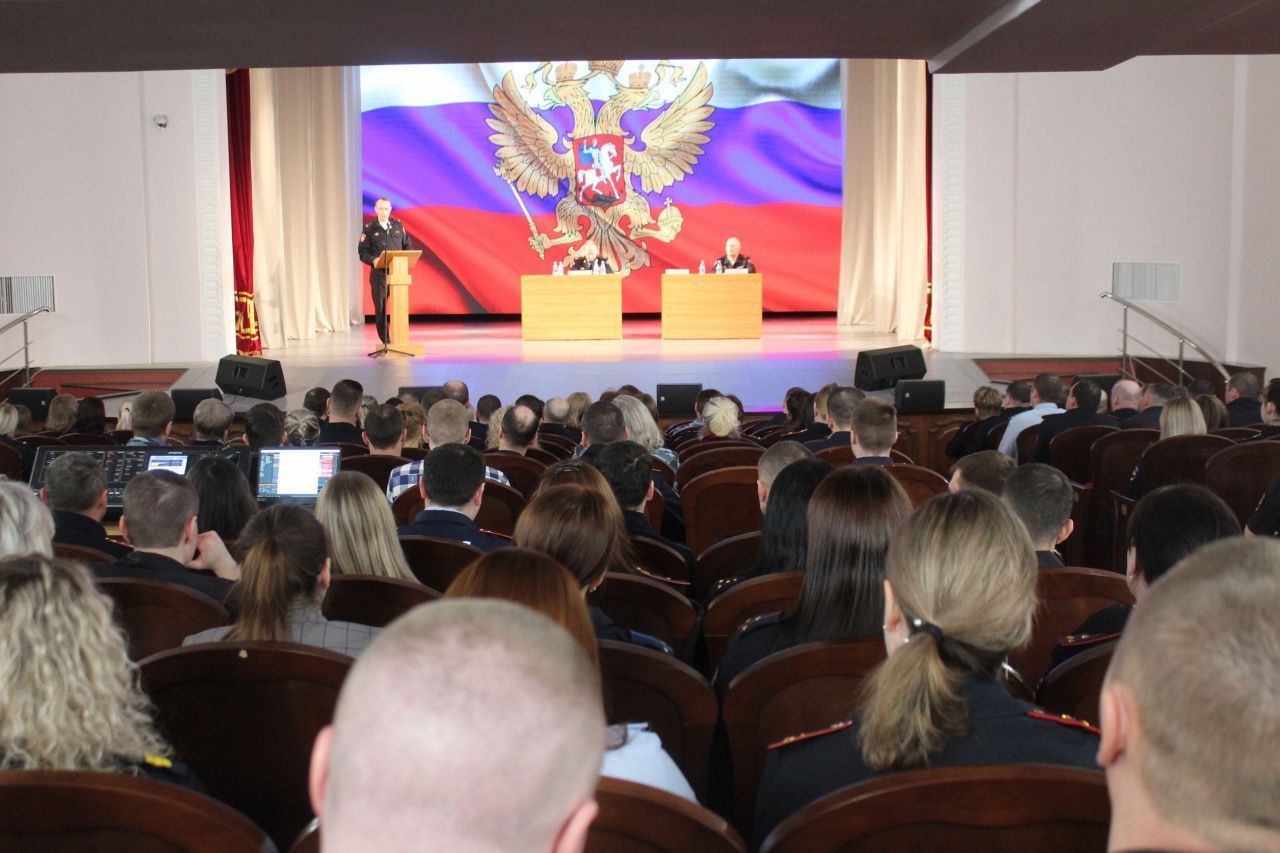 Замначальника свердловского главка МВД встретился с личным составом ОВД Серова, Сосьвы и Гарей