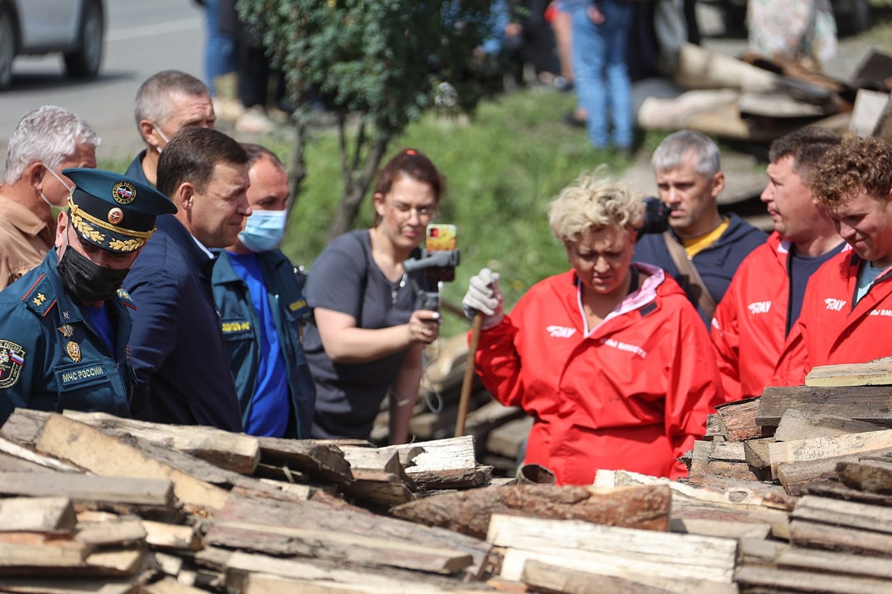 Последствия наводнения - повторная инспекция губернатора