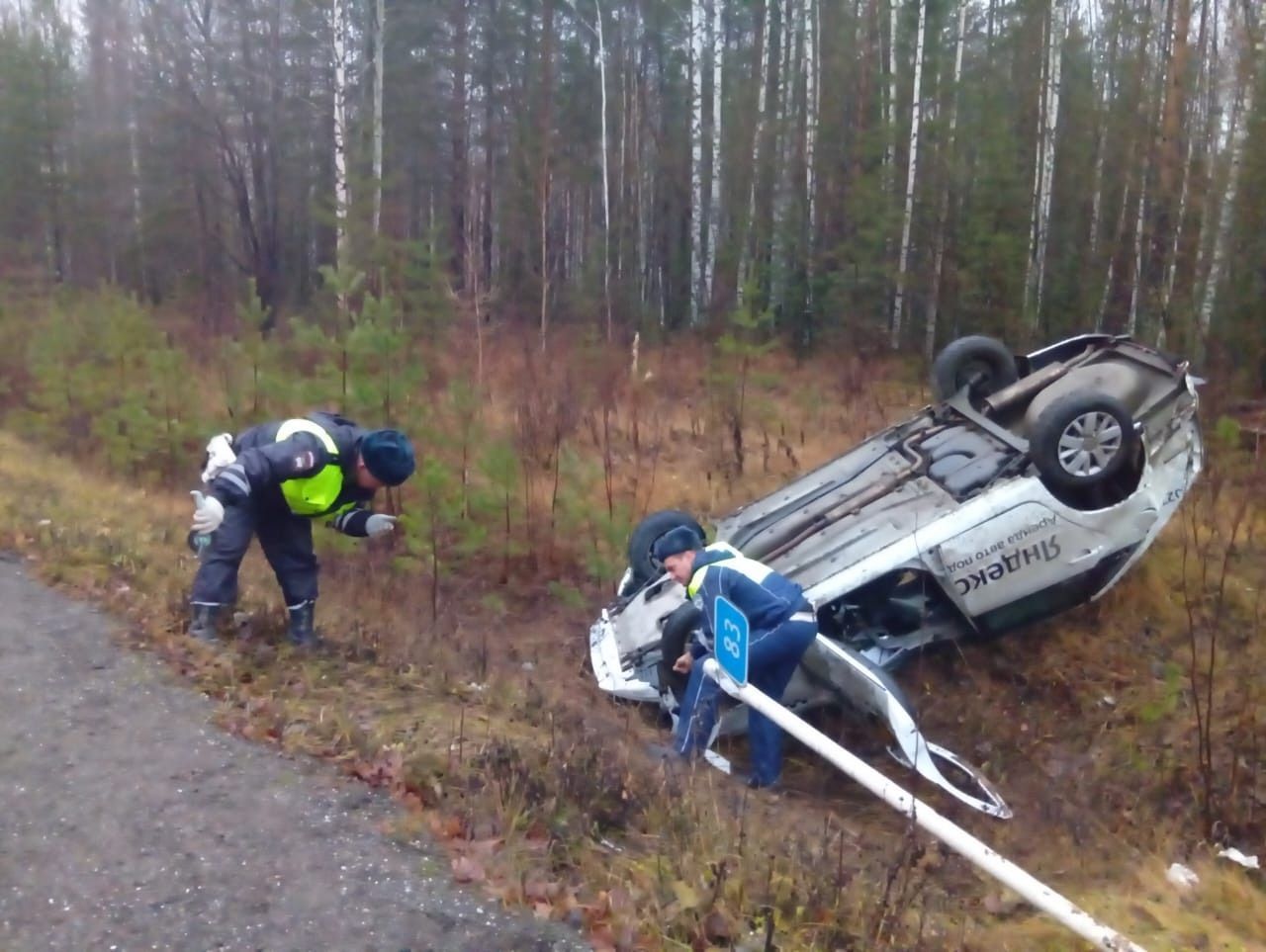 Между Серовом и Сосьвой пьяный водитель на машине “Яндекс” устроил ДТП