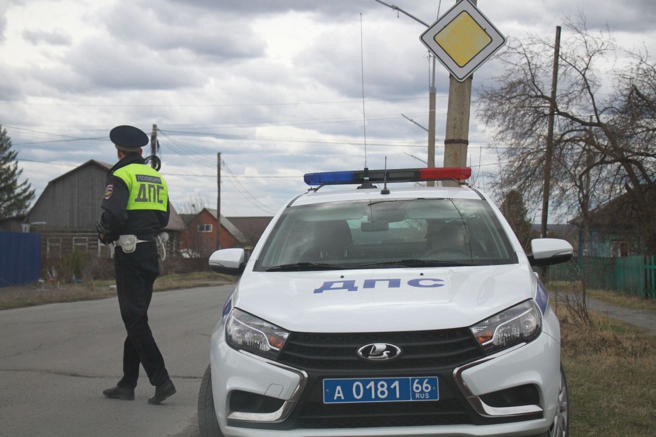 Госавтоинспекция остановила в Кошае несовершеннолетнего бесправника за рулем мопеда