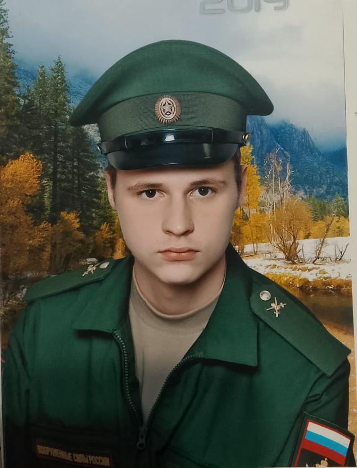 В Гарях простились с погибшим год назад в зоне СВО мобилизованным Виктором Бачиным