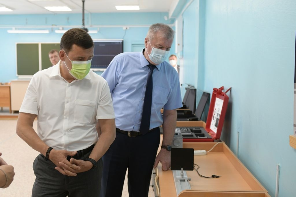 Евгений Куйвашев: область направит на горячее питание школьников более 5 млрд рублей