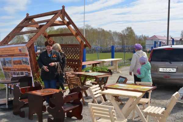 Гаринская колония заработала на ярмарках почти 155 000 рублей