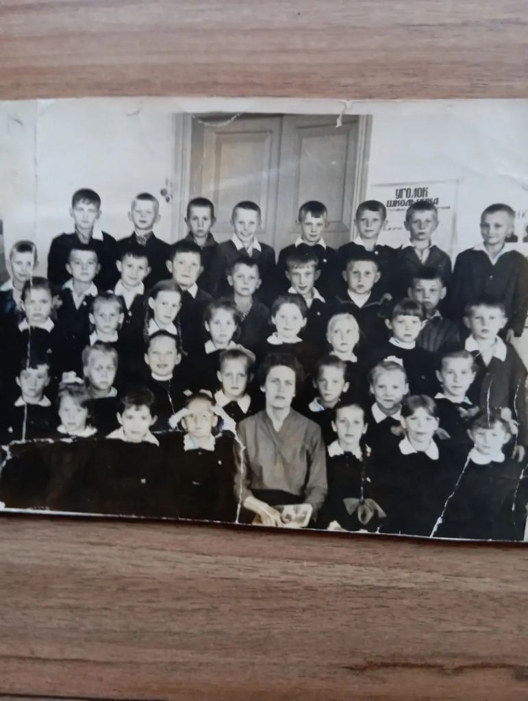 Школьная фотография Зои Солдатенко. Фото из личного архива Азрета Аджибрагимова