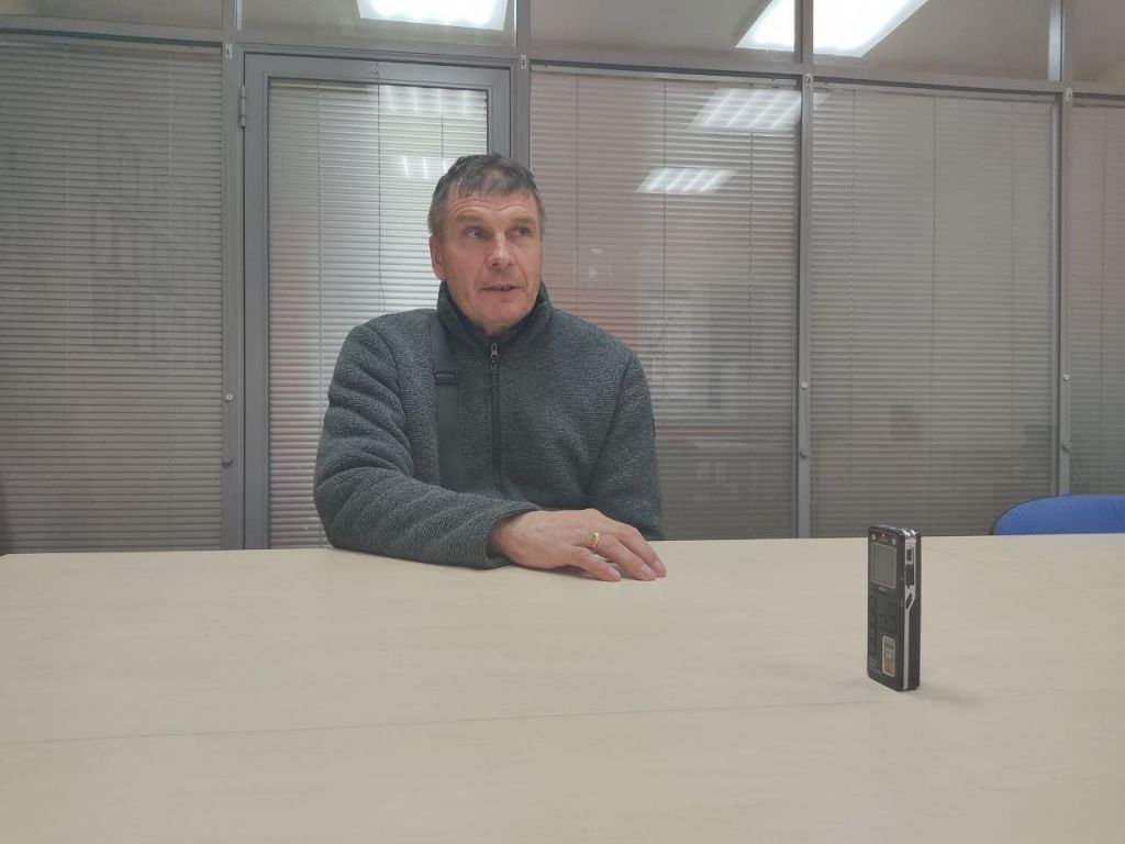 Александр Шалаев большую часть трудовой биографии посвятил работе на крупном производстве. Фото: Алексей Пасынков, "Глобус" photo_2023-10-18_16-52-49.jpg