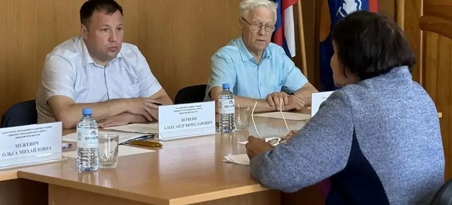 Сосьву и Гари посетил управляющий Северным округом. О чем его спросили жители?