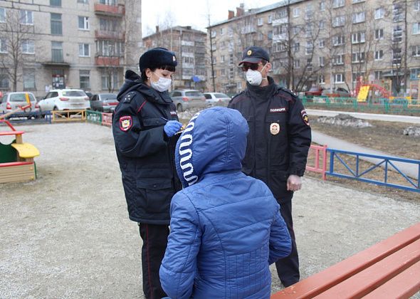 COVID. Сотрудники серовского отдела полиции разъясняют гражданам требования Указа губернатора
