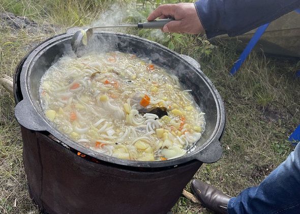 Пожилых сосьвинцев зовут в "Юность" отметить День рыбака