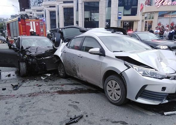 Уроженец Карпинска погиб в массовом ДТП в Екатеринбурге