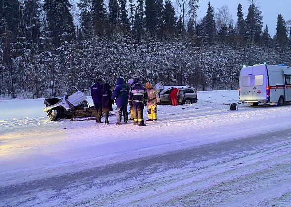 ГИБДД предупреждает водителей об осложнений погодных условий, из-за снегопада на дорогах возможен гололёд