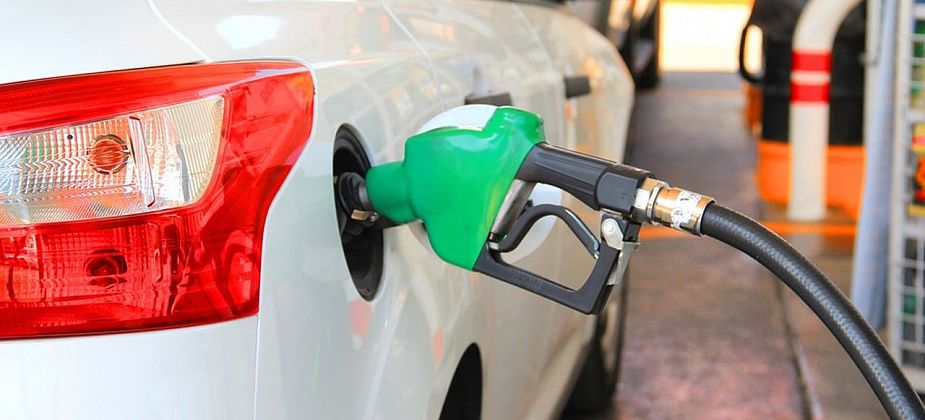 На российских автозаправках будут продавать пиво и вино