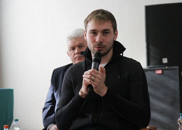 «Это для меня новый вызов». В Серове Антон Шипулин объявил о старте своей предвыборной кампании