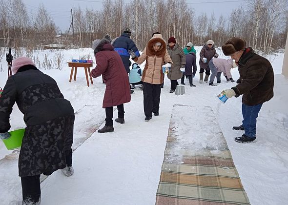 "На мгновение вернулись в молодость". Пенсионеры из Сосьвы состязались в зимних забавах