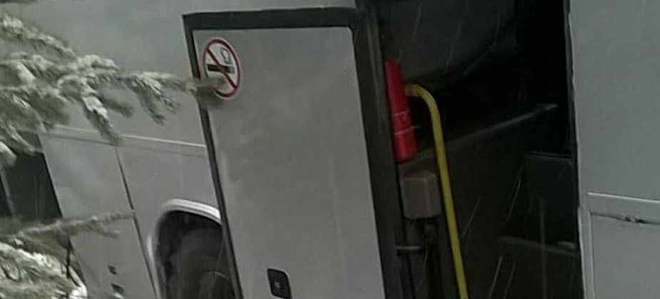 "Хаос и человеческие трагедии": пострадавшая пассажирка автобуса "Североуральск-Екатеринбург" рассказала об аварии