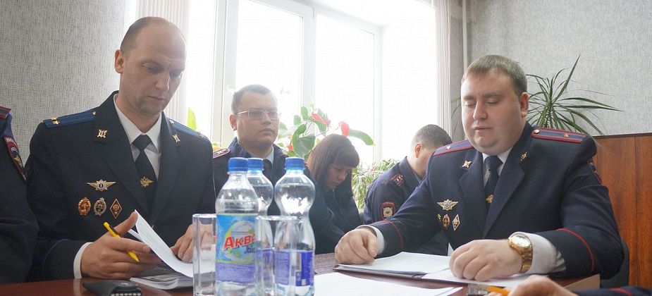 Полиция Серова возбудила уголовное дело по факту поджога машины председателя комитета ЖКХ администрации Сосьвы