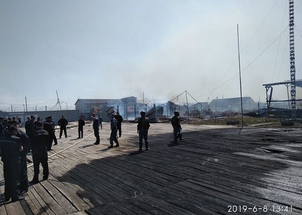 В Гарях горела колония строгого режима. На место прибыл лично начальник ГУФСИН