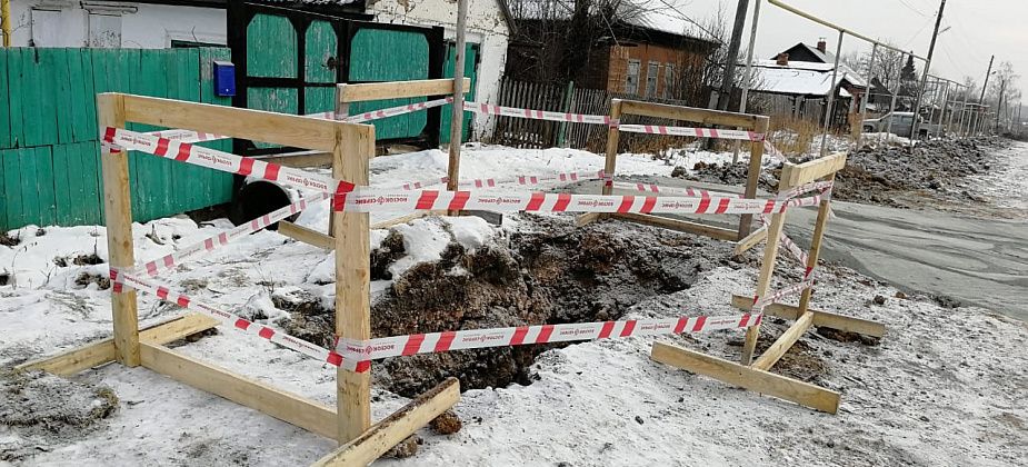 По факту гибели пенсионерки в неогороженном котловане возбуждено уголовное дело