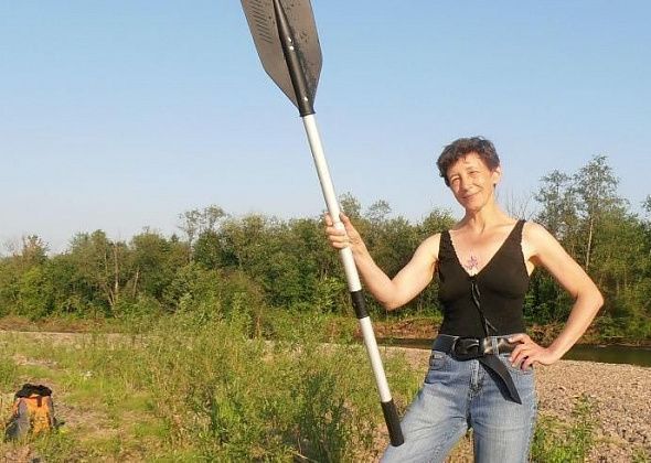 «Мы кровно заинтересованы, чтобы они были чистыми». Серовчанка поддержала проект по исследованию рек севера Урала