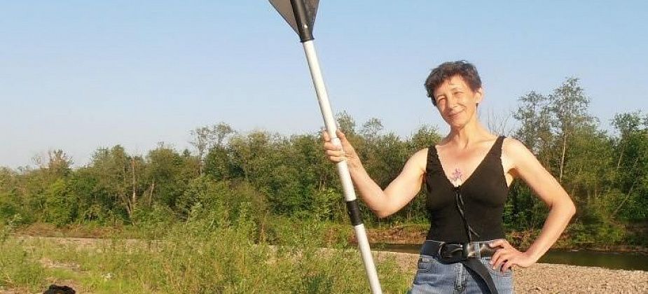 «Мы кровно заинтересованы, чтобы они были чистыми». Серовчанка поддержала проект по исследованию рек севера Урала