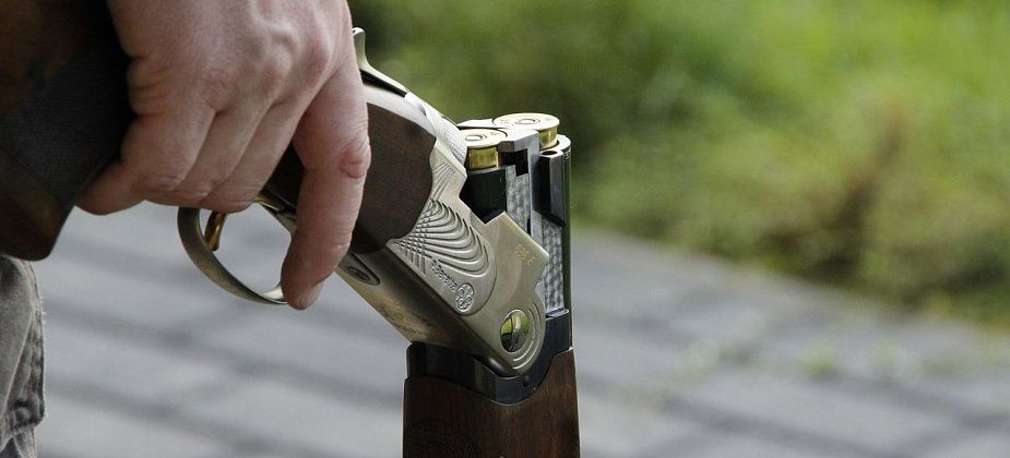 Житель Гарей обиделся на собутыльника и застрелил его