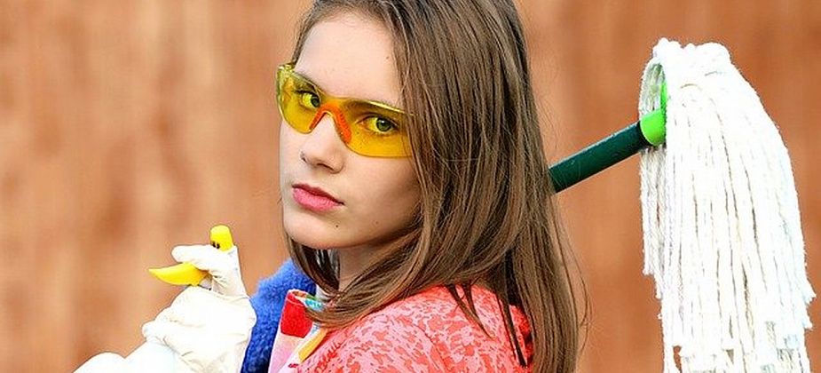Госдума рассмотрит законопроект о выплатах МРОТ домохозяйкам