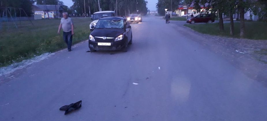 В Восточном трезвый водитель сбил нетрезвого пешехода, который шел по дороге