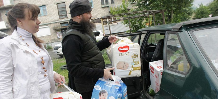 Благотворитель из Москвы пожертвовал 300 тысяч отделу социального служения Серовской епархии