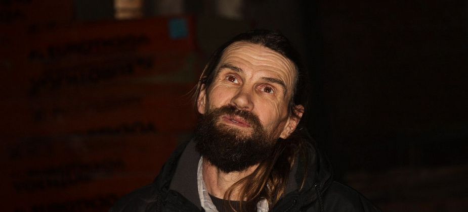 “Наступает время жить правильно”. Бывшие осужденные восстанавливают храм в Романово