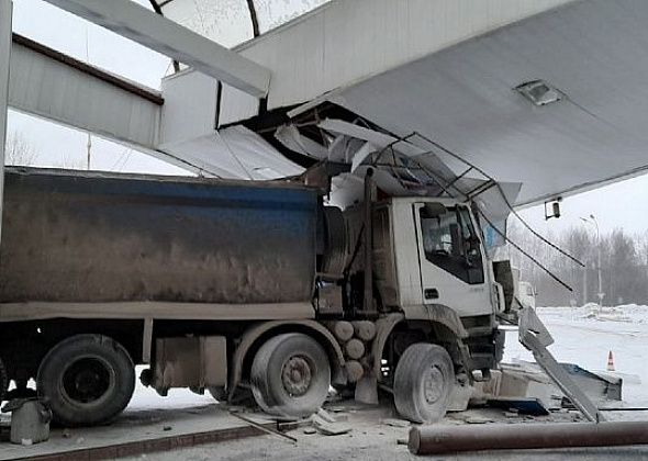 ГИБДД Серова и Сосьвы проверяет грузовики 
