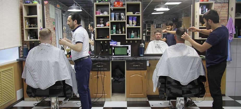 Магазин брадобрея. Барбер Теймур Абдуллаев создает в Серове мужской клуб