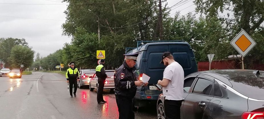 Сегодня и в выходные ГИБДД проводит рейды по выявлению пьяных водителей в Серове, Сосьве и Гарях