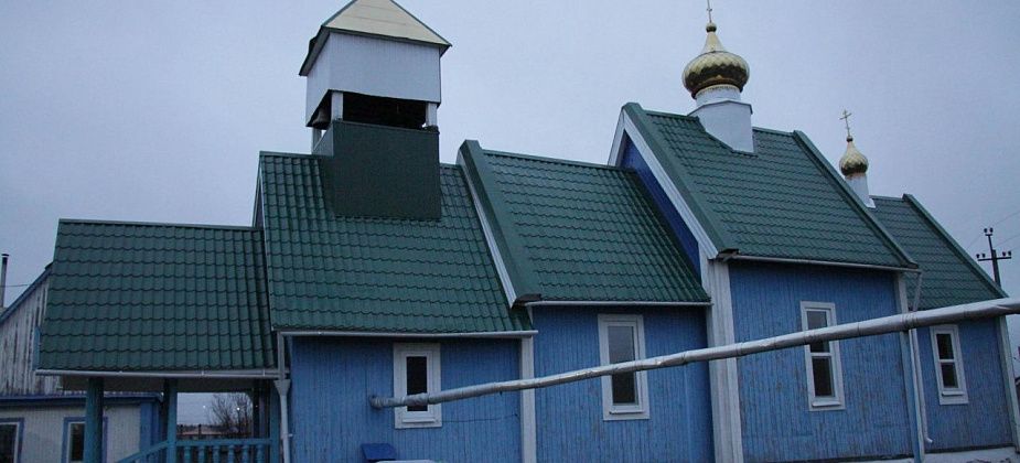 "Рождество - это время делиться радостью, улыбками". Настоятель сосьвинского храма рассказал о праздничных традициях