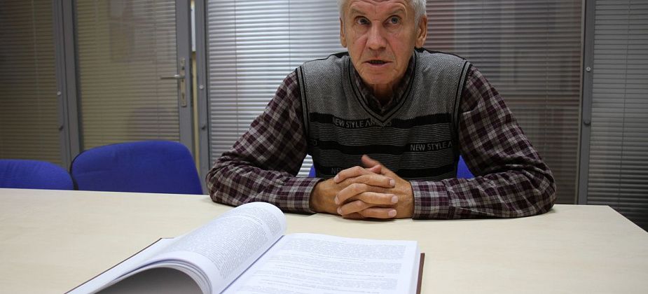 “Это наша история, какой бы она ни была”. Игорь Фомичев выпустил дополненное издание книги о политических репрессиях в Надеждинске