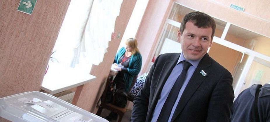 Экс-депутат Думы Серова Дмитрий Жуков станет соперником Евгения Куйвашева на губернаторских праймериз