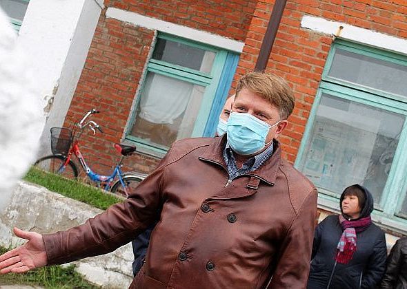 "Просто так отделаться они не смогут". Восточный по вопросу ремонта больницы посетили Болтасев и Преин