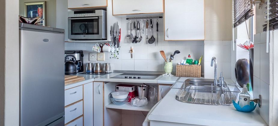 Как сэкономить место и поддерживать порядок на кухне: 5 простых советов 